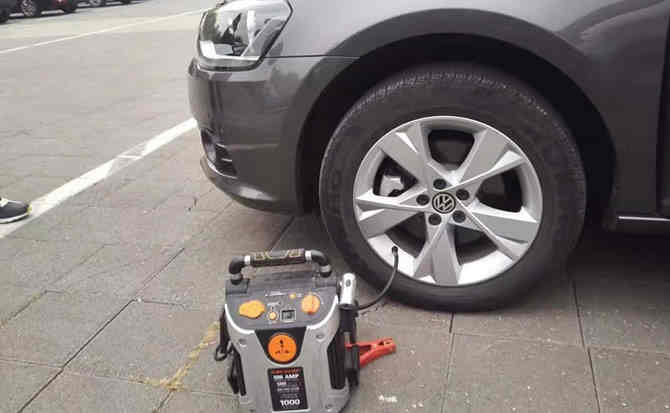 启东汽车搭电案例